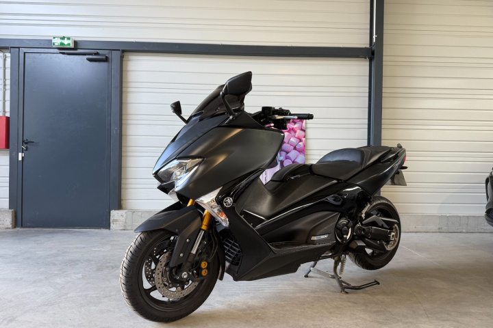 YAMAHA T-MAX